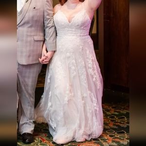 Melissa Sweet Size 14 Wedding Dress - Lace, ivroy, aline, zipper